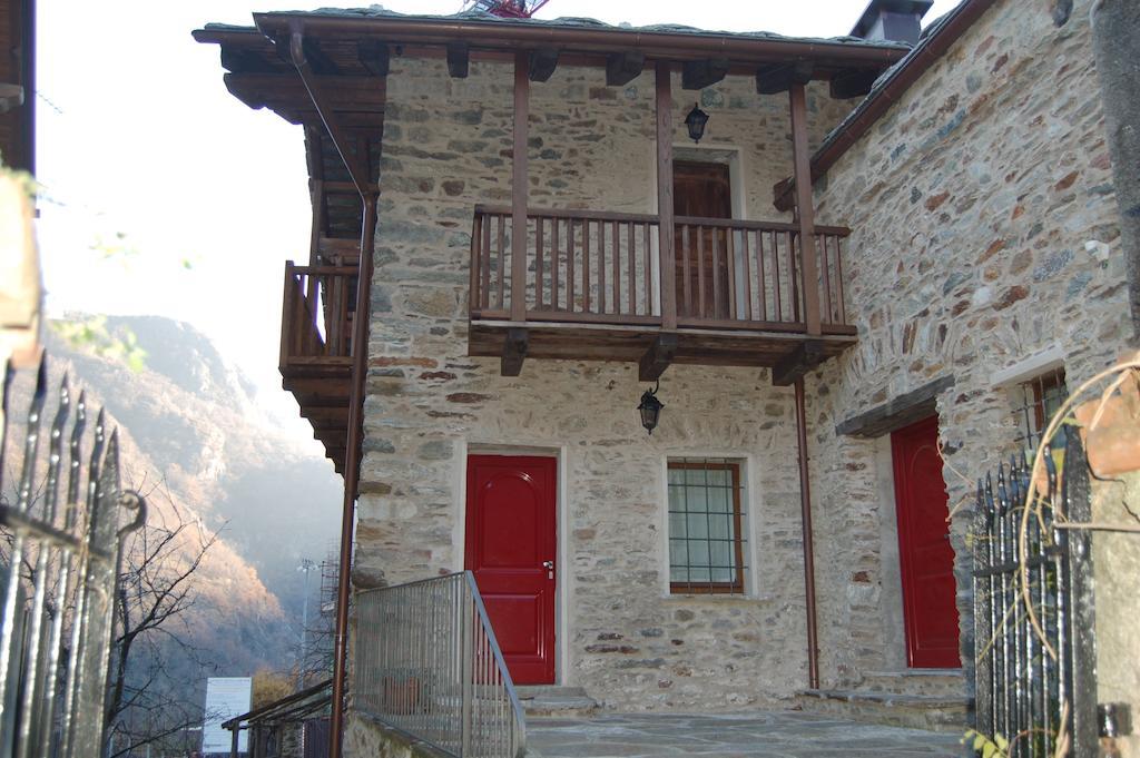 Il Nocciolo Bed and Breakfast Bard Eksteriør billede